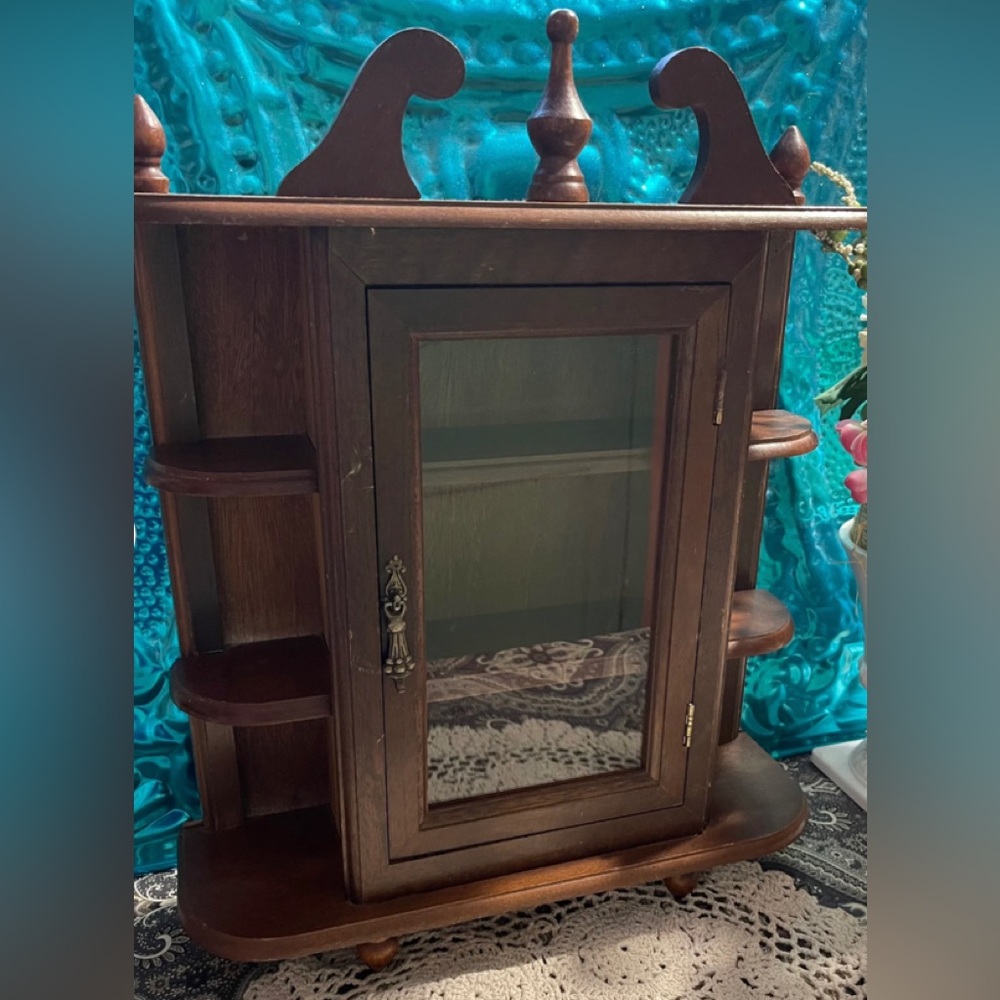 vintage table top curio